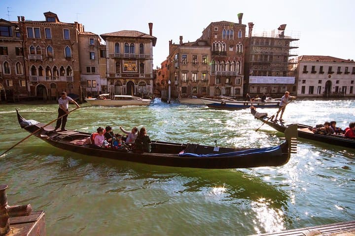 Enchanting Venice Private Gondola Experience on the Grand Canal photo 5