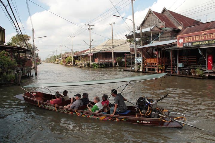 Half-Day Damnoen Saduak Floating Market Tour: Long-Tail Canals & Local Flavors photo 2
