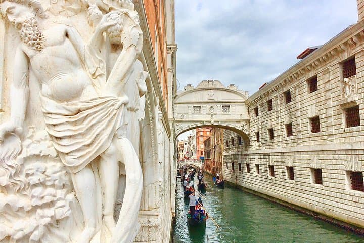 Ducal Venice: Skip-the-Line Doge's Palace & Historic Walking Tour
