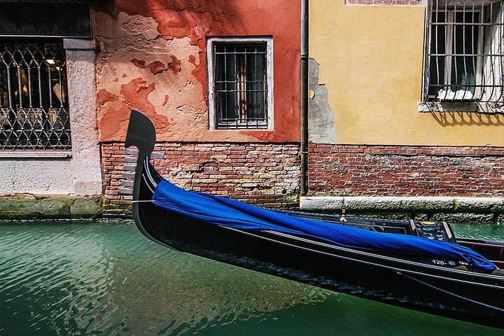 Enchanting Venice Private Gondola Experience on the Grand Canal photo 3