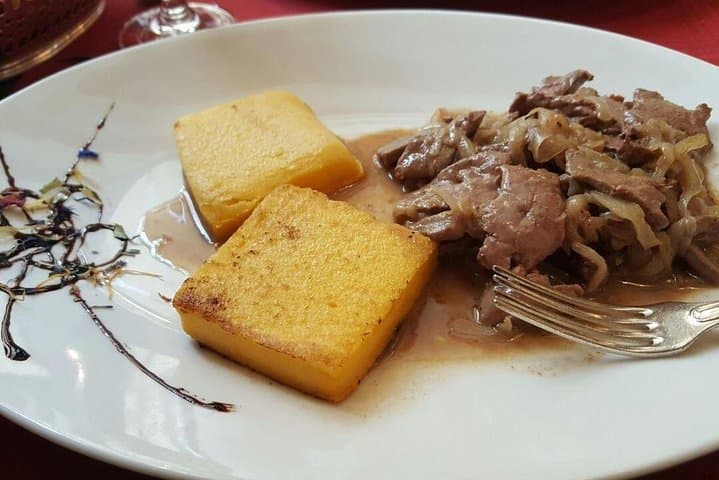 Venice Evening Gondola Ride and Dinner: Private 30-Minute Canal Cruise + 2-Course Meal photo 4
