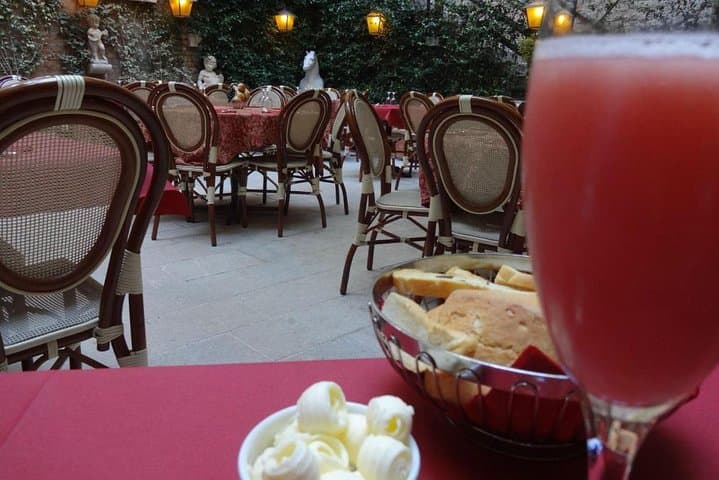 Venice Evening Gondola Ride and Dinner: Private 30-Minute Canal Cruise + 2-Course Meal photo 5