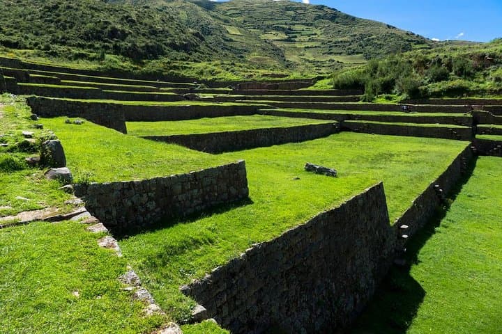 Full-Day Sacred Valley Tour: Pisac, Ollantaytambo, Maras Salt Mines & Moray photo 2