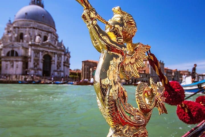 Glide the Grand Canal: 30-Minute Venice Gondola Experience photo 4