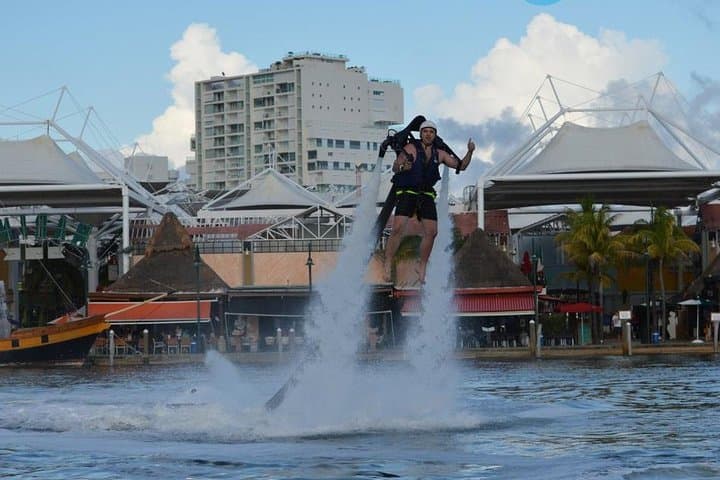 Jet Pack Flight Over Nichupté Lagoon: Fly 30 Feet Above Cancun