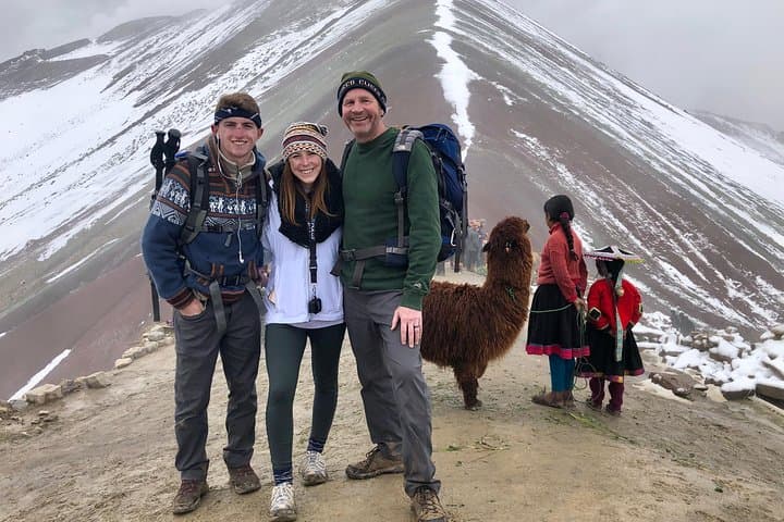 Rainbow Mountain Hike via Cusipata Trail — Day Trip to Vinicunca photo 3