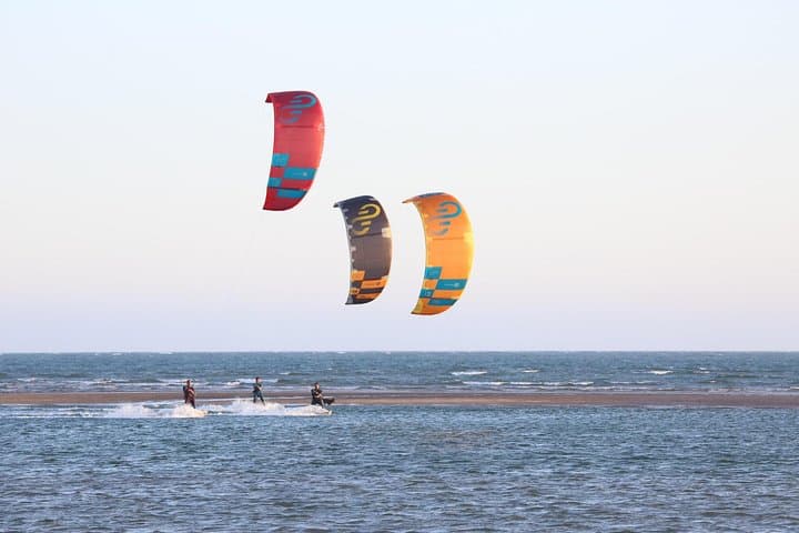 Tarifa Semiprivate Kitesurfing Lessons — 3-Hour 2:1 Instruction