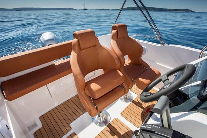Half-Day Private Barracuda 545 Tour to the Elafiti Islands from Dubrovnik photo 2