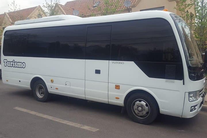 Santiago to Portillo: Private Airport Transfer Through the Andes photo 4