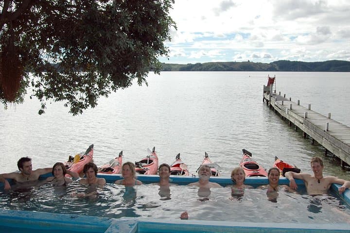 Paddle to Manupirua: Kayak to Lake Rotoiti Hot Pools photo 4