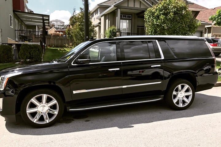 Private Luxury Transfer from Vancouver to Whistler — Scenic Door-to-Door Sea-to-Sky Drive photo 2