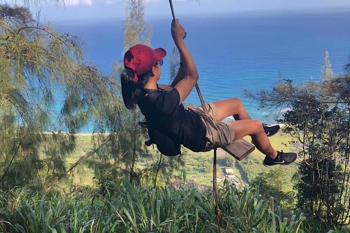 North Shore Oahu Coastal Hike with Rope Swing & Lookout photo 4