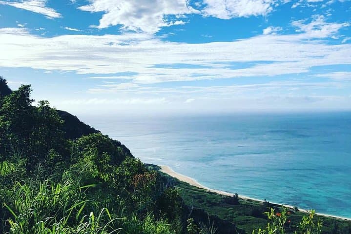 North Shore Oahu Coastal Hike with Rope Swing & Lookout photo 5
