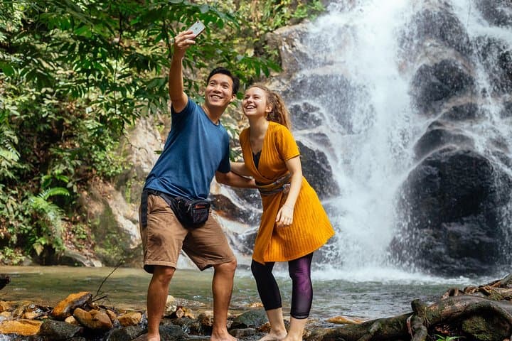 Private Batu Caves Tour from Kuala Lumpur — Local Guide & Skip-the-Buses Experience photo 4
