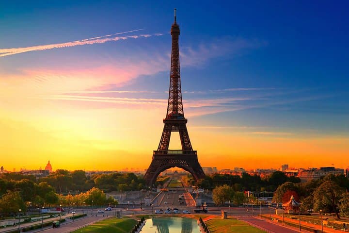 Eiffel Tower 2nd-Floor Access & 1-Hour Seine Cruise — Skip-the-Line Paris Experience photo 6