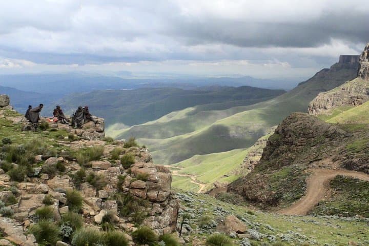 Sani Pass Private Day Tour — 4x4 Adventure to Africa’s Highest Pub photo 5