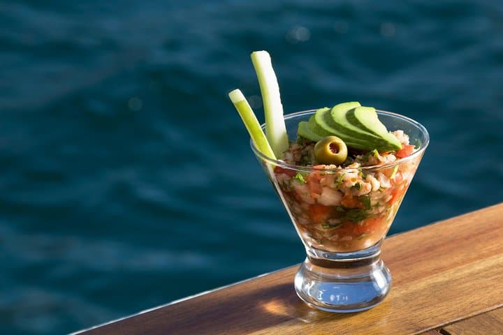 Luxury Yacht Snorkeling and Lunch Cruise in Cabo San Lucas photo 4
