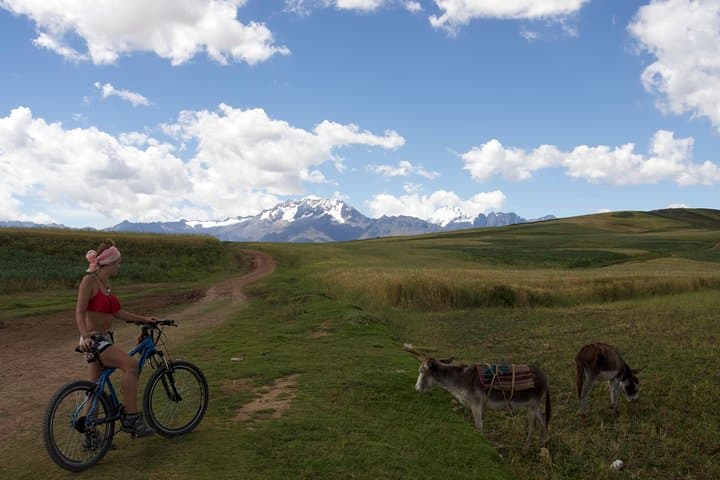 Maras and Moray Bike Adventure: Sacred Valley Day Ride from Cusco