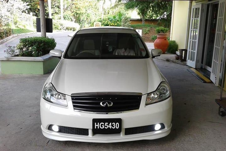 SLU (Vigie) Airport Private Transfer — Smooth Car Service to Castries
