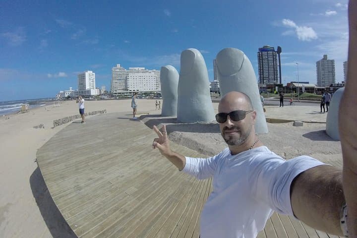 Private Day Trip to Punta del Este and Piriápolis from Montevideo
