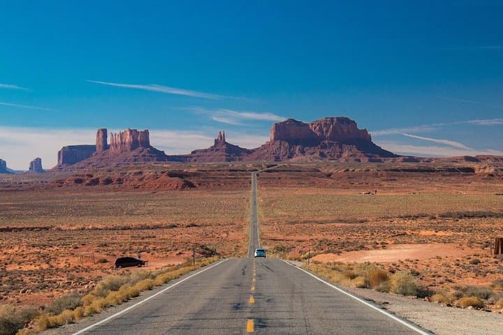 Exploring Monument Valley: Guided Navajo Jeep Loop Drive Through Iconic Red Rock Monuments photo 4