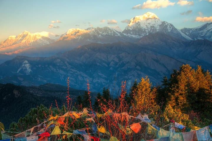 Ghorepani & Poon Hill: 2-Day Jeep Drive-Trek from Pokhara