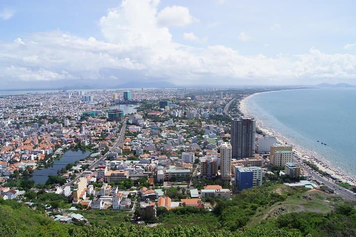 Private Vung Tau Beach Day from Ho Chi Minh City — Lighthouse, Seafood & Shoretime photo 3