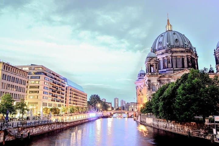 Private 4-Hour Berlin Highlights Tour — Guided City Drive with Hotel Pickup photo 4