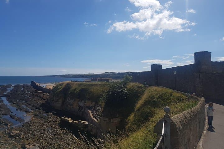 Rebels, Romance and Raisins: St Andrews 3.5 km Walking Audio Tour photo 4