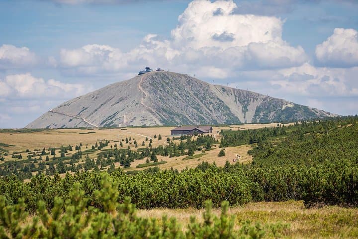 Private Transfer Prague to Spindleruv Mlyn with Two-Hour Sightseeing Stops photo 6