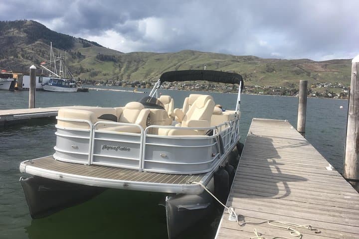 Okanagan Lake Private Pontoon Cruise: 3-Hour Captained Charter in Kelowna photo 3