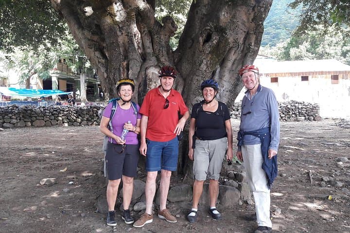 Lake Atitlán Five-Village Bicycle Tour — Panajachel to San Pedro via Tzununa photo 4