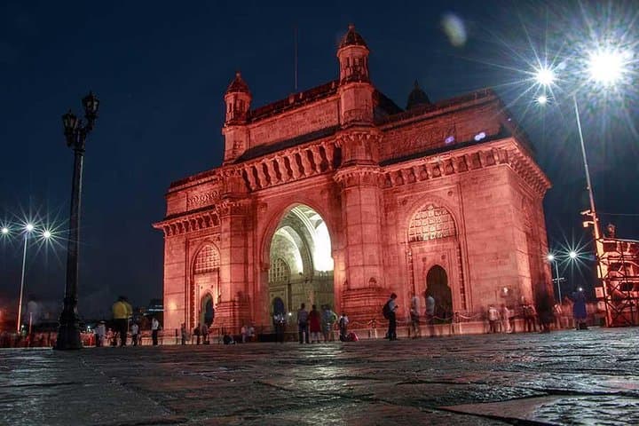 Gateway to Fountain: Self‑Guided Audio Walk Through Colaba & Fort, Mumbai photo 2