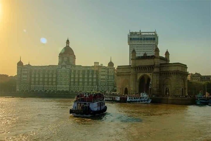 Gateway to Fountain: Self‑Guided Audio Walk Through Colaba & Fort, Mumbai photo 3