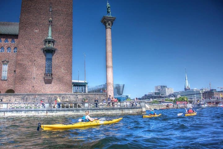 Evening Kayak Tour in Stockholm: Midsummer Meal & City Paddle photo 4