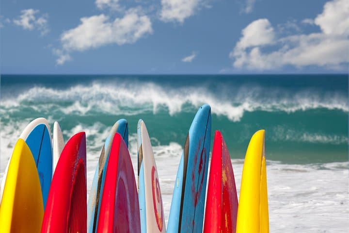 Santa Monica Surf Lesson: 1.5-Hour Beginner Class with Kapowui