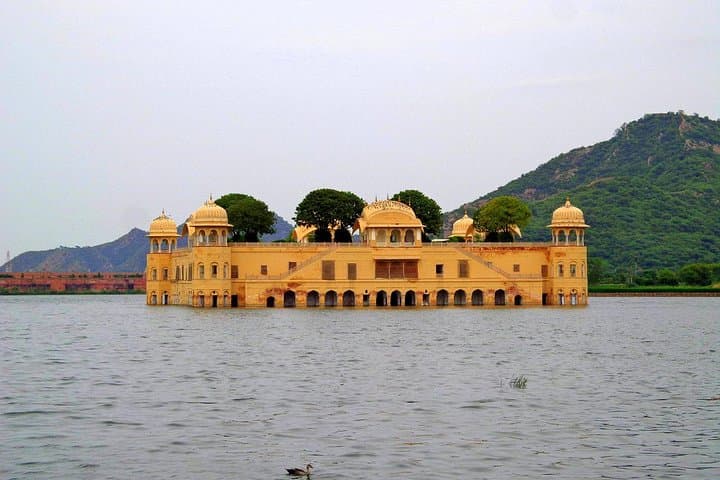 Private 4-Day Golden Triangle Tour: Delhi, Agra & Jaipur Essentials photo 3