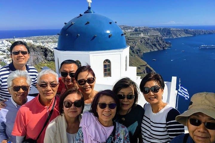 Private Santorini Day Tour: Oia, Fira, Red Beach & Wine Tasting photo 1