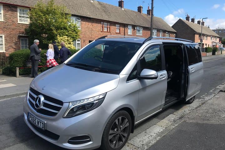 Liverpool Beatles Carpool Karaoke Tour with Drink at the Phil