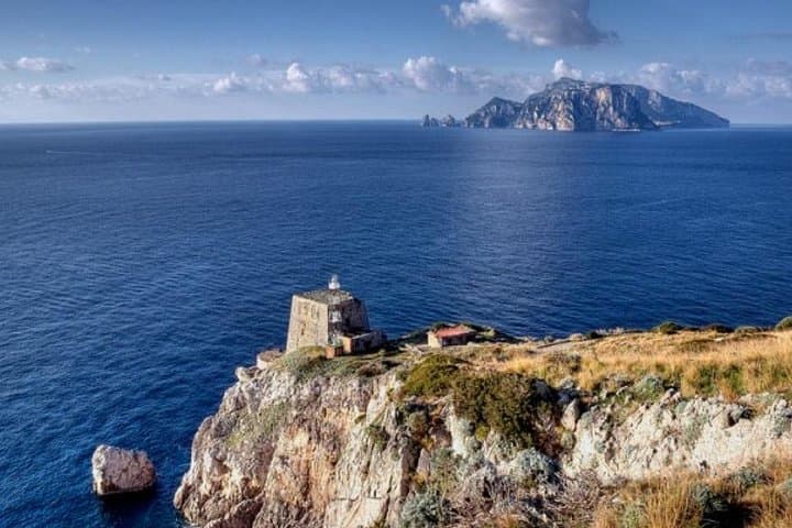 Punta Campanella Hike: Capri Views and Amalfi Coast Ring Walk from Sorrento