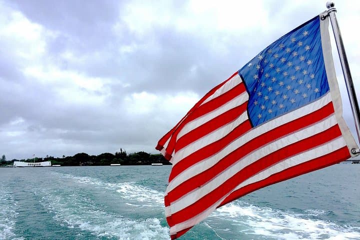 Make Your First or Last Day Count: Private Oahu Transfer Tours with Luggage photo 6