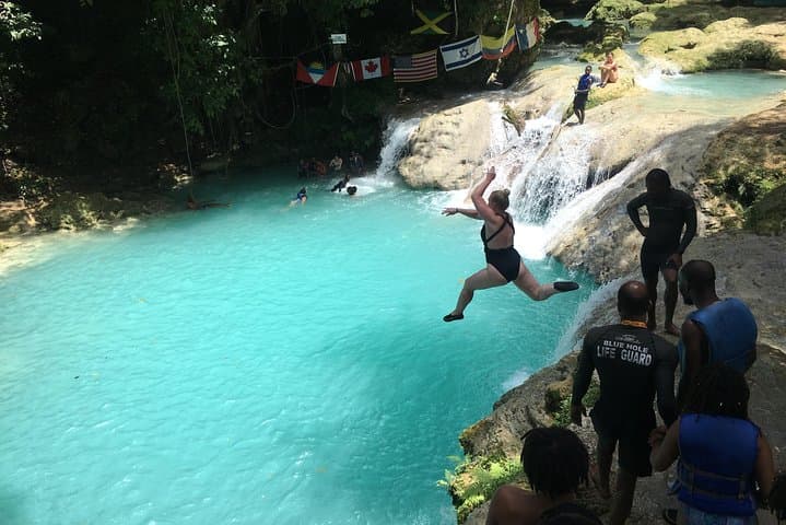 Blue Hole Ocho Rios: Practical Guide to Jamaica’s Rope-Jump Waterfalls (Transport Only) photo 4
