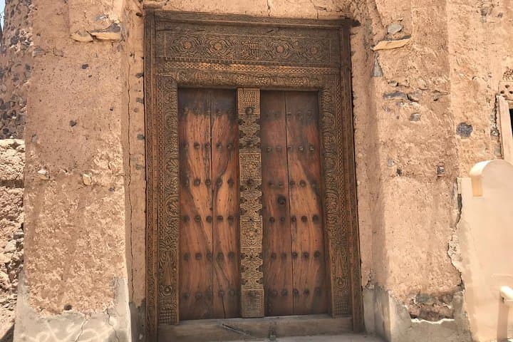 7-Day Oman Adventure: Wahiba Sands, Wadi Shab, Nizwa & Jebel Shams