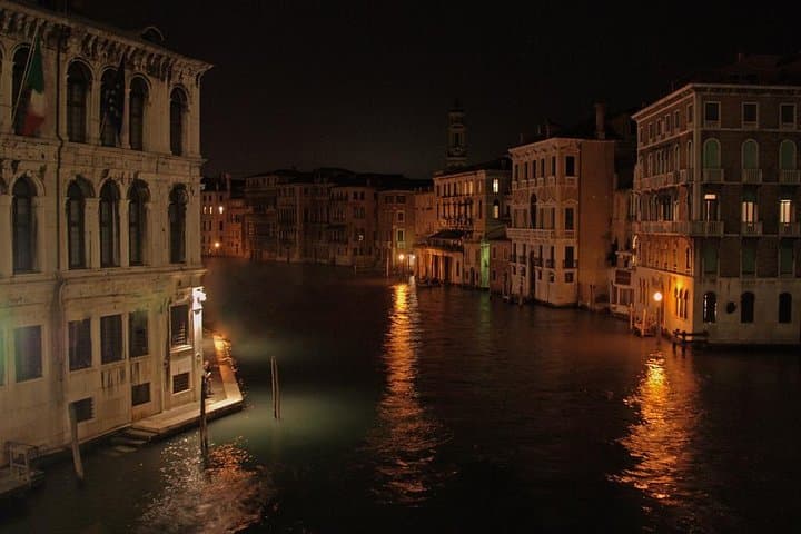 Ghosts of Venice: Night Walk Through Legends, Secrets, and Hidden Corners photo 5