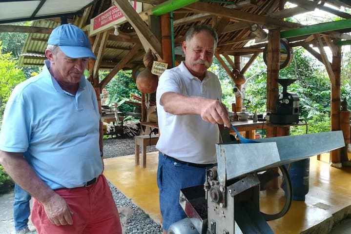 Chocolate and Tropical Fruit Farm Tour near Marsella, Risaralda photo 5