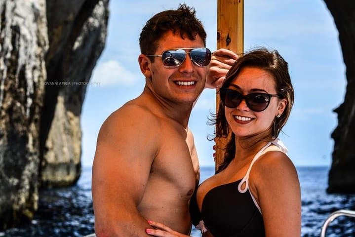 Coastal Cruise: 4-Hour Boat Tour to Discover Capri
