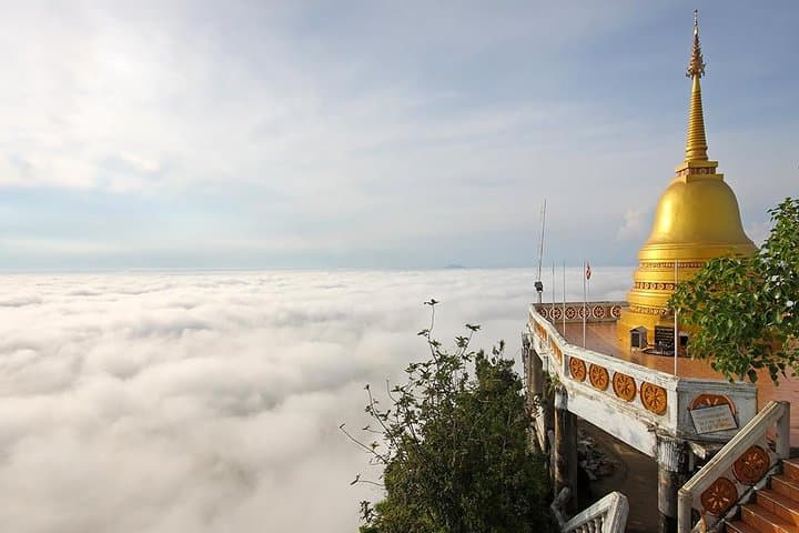 Krabi Rain Forest Full-Day: Tiger Cave Temple, Emerald Pool & Hot Springs photo 2