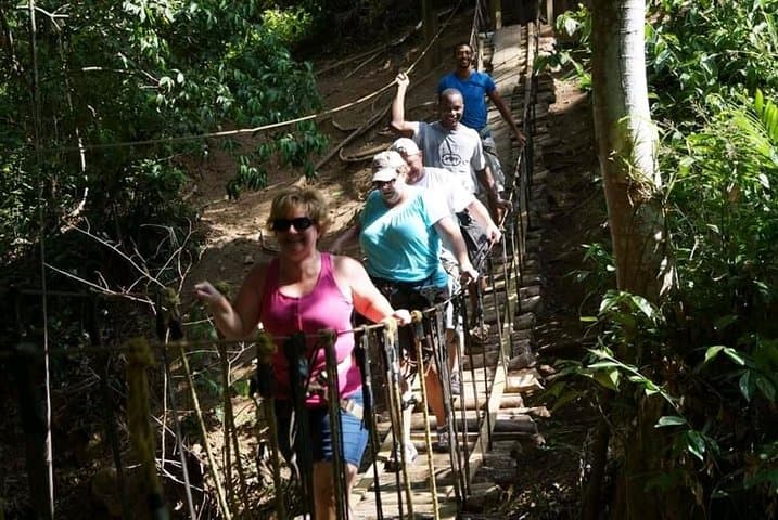 Roatan 3-Combo: Zipline, Suspension Bridge & Beach Snorkel Excursion