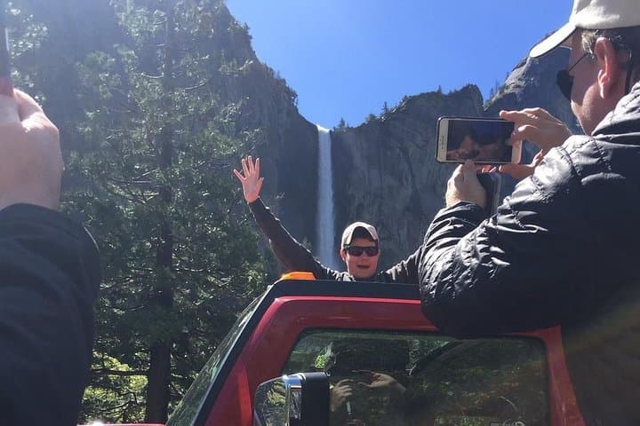 Private Hummer Yosemite Tour: Glacier Point, El Capitan & Valley Highlights photo 5