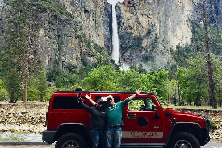 Private Hummer Yosemite Tour: Glacier Point, El Capitan & Valley Highlights photo 6